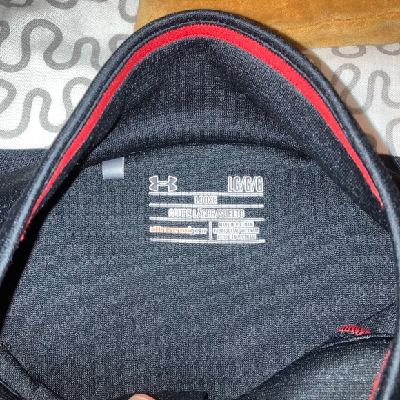 Cincinnati Bearcats UNDER ARMOUR 1/4 zip - Picture 2 of 2